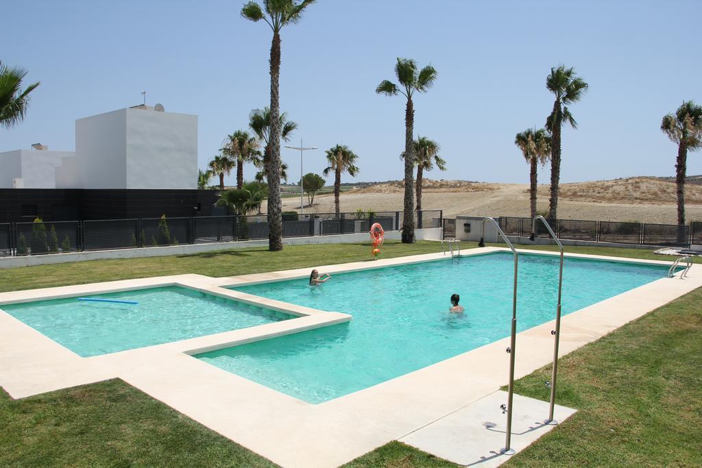 Casa Veran At La Finca Golf Алгорфа Екстериор снимка